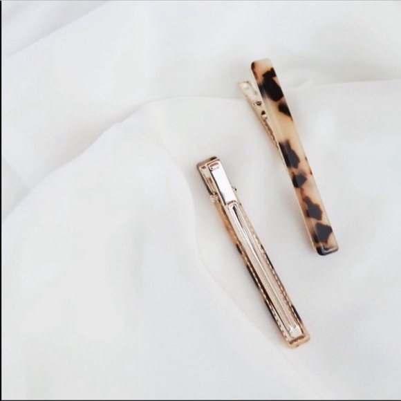 Tortoise Shell Barrette Hair Clip - Picture 5 of 6